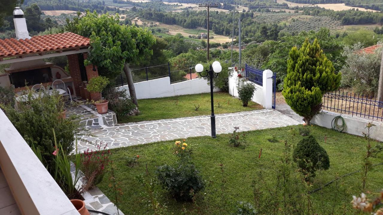 Σπίτι Στο Βουνό Αλλά Μια Ανάσα Από Τη Θάλασσα Villa Paleochori Eksteriør bilde